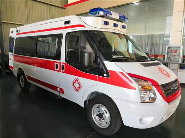 田东县福特V362救护车